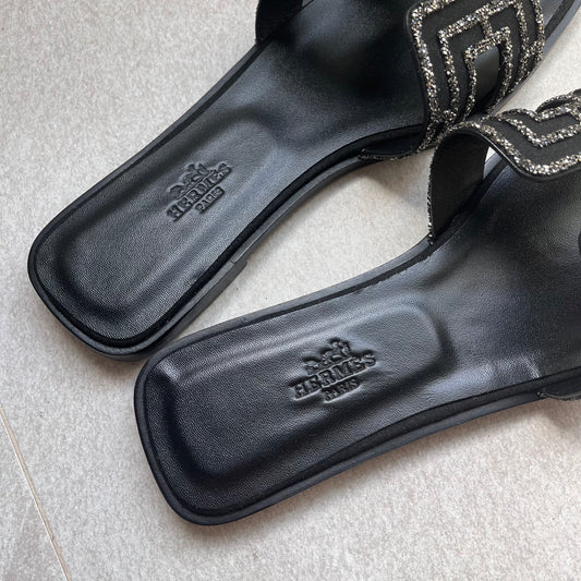Hermes Orans (With stones)