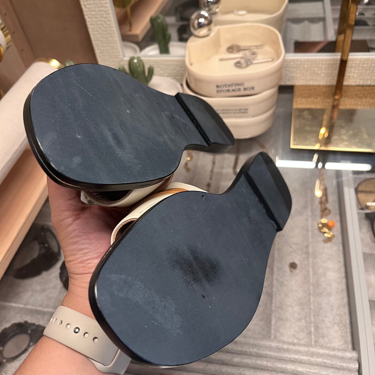Hermes Giulia Flats