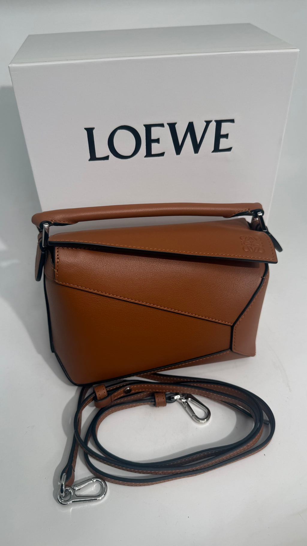 Loewe Puzzle Crossbody (18cm)