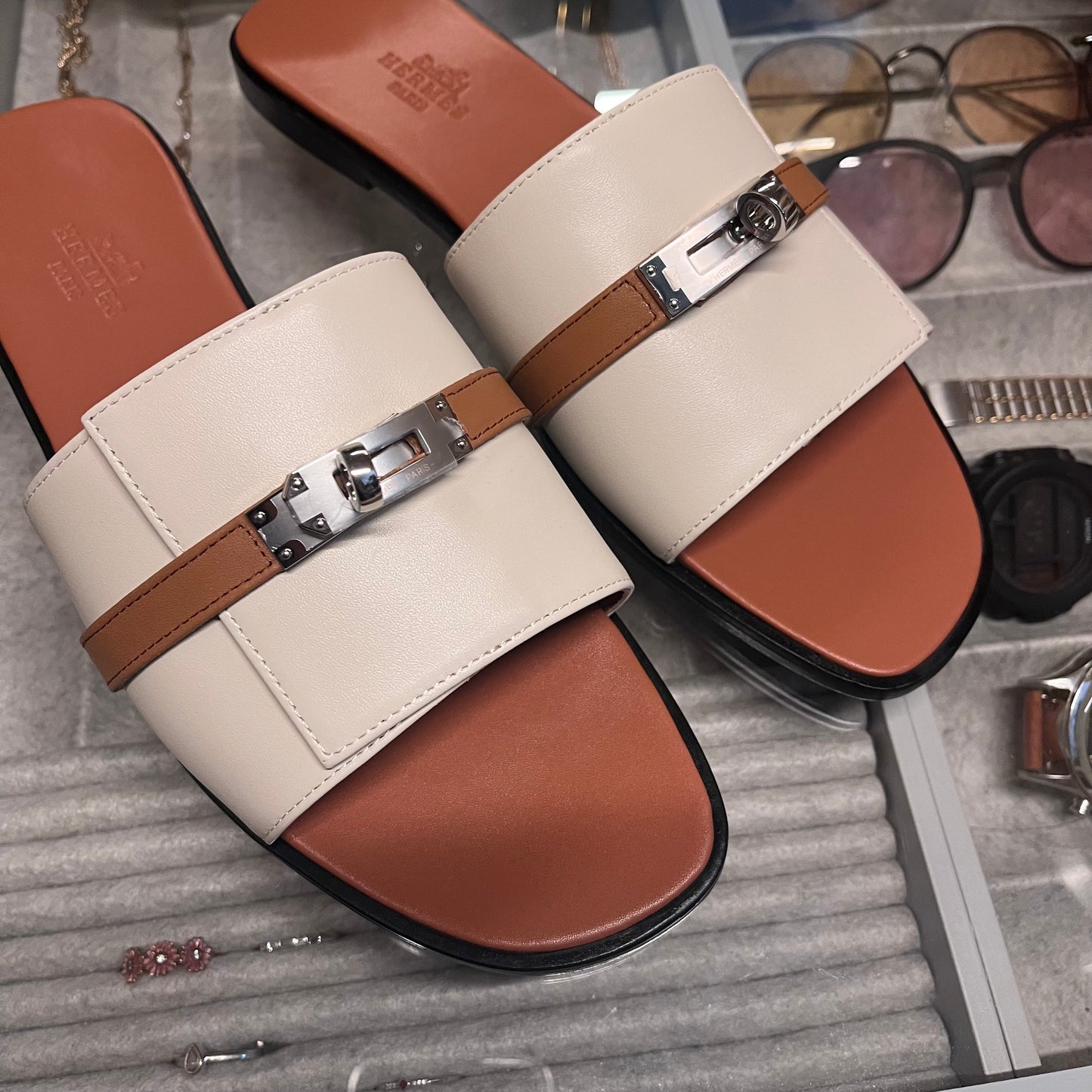 Hermes Giulia Flats