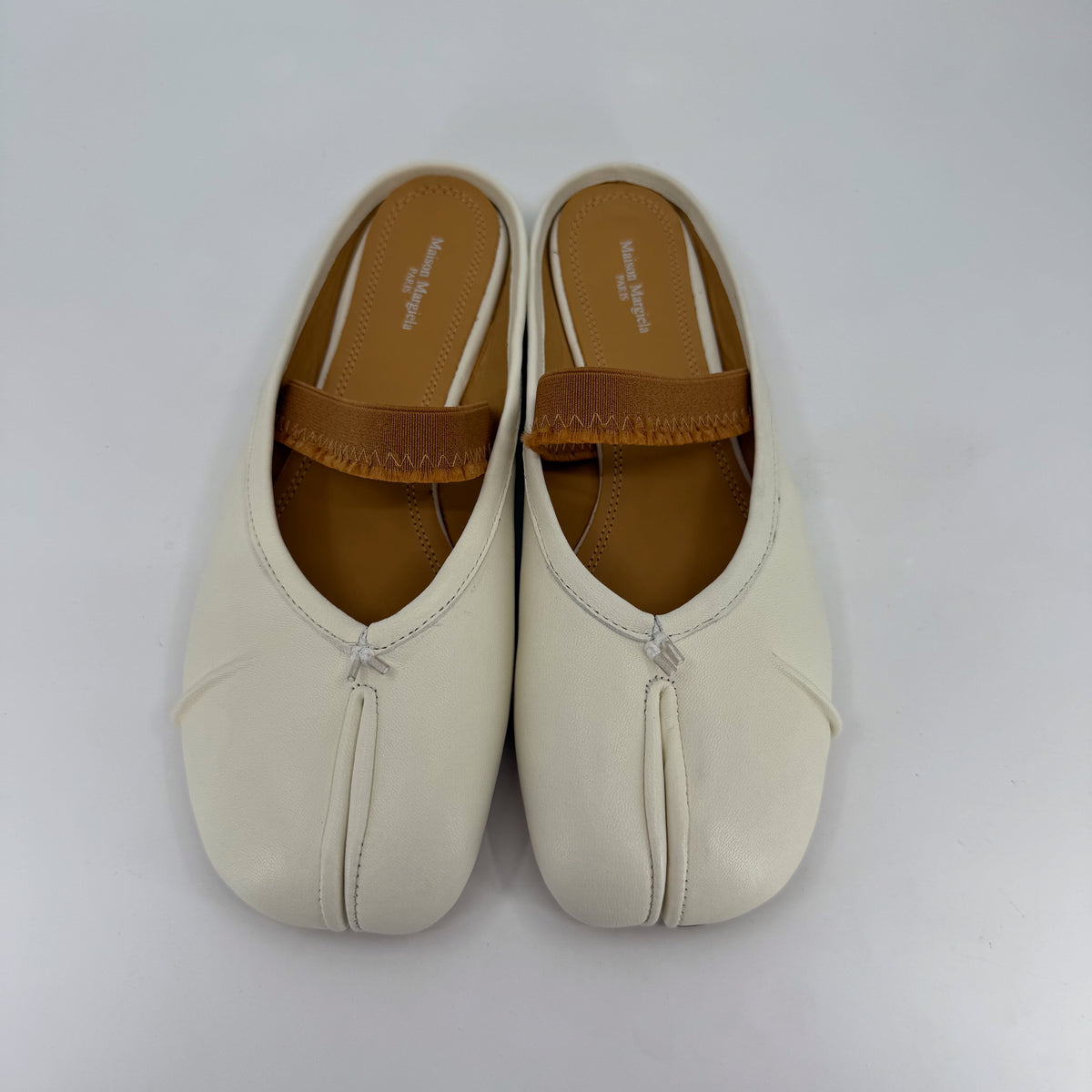 Maison Margiella Flats Mule (White)