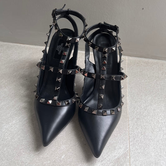 Valentino Rock Stud Pumps (All black)