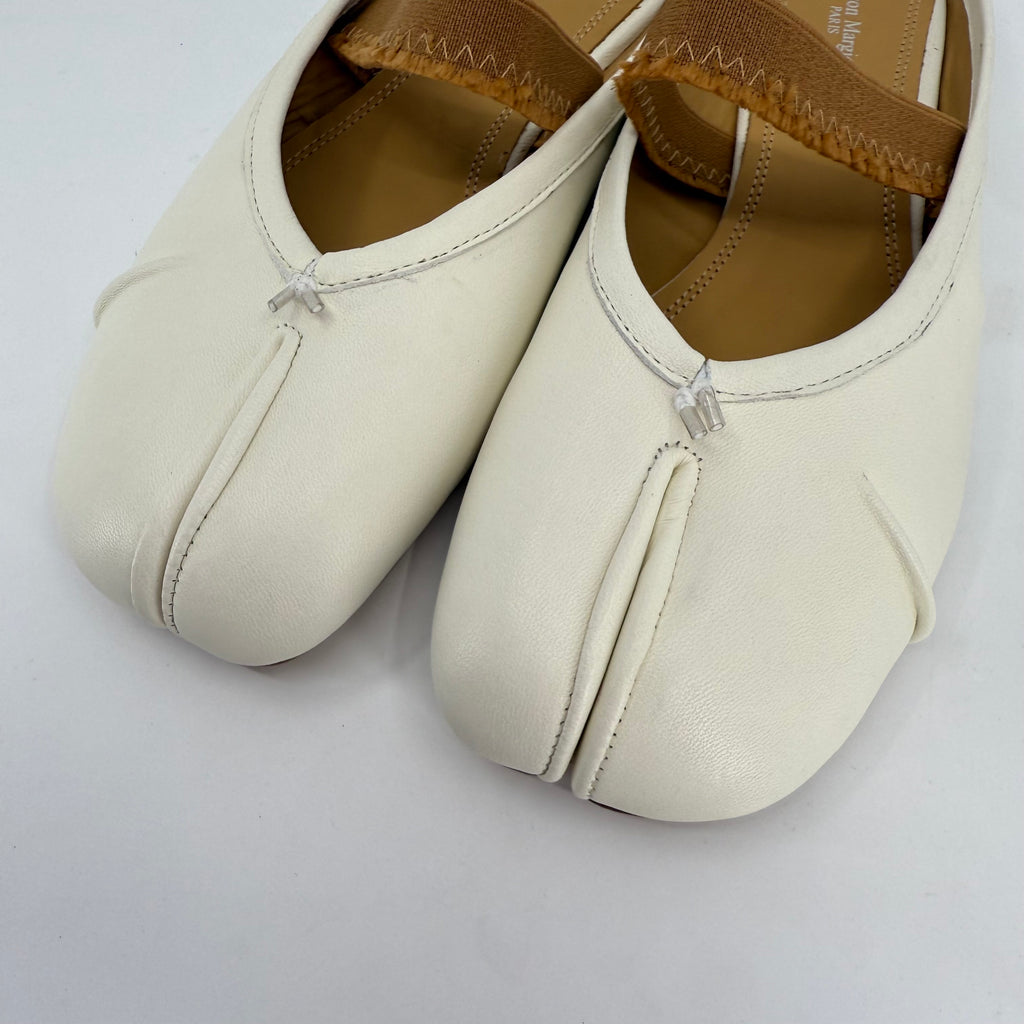 Maison Margiella Flats Mule (White)