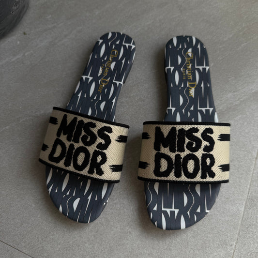 Christian "Miss Dior" Dway Flats