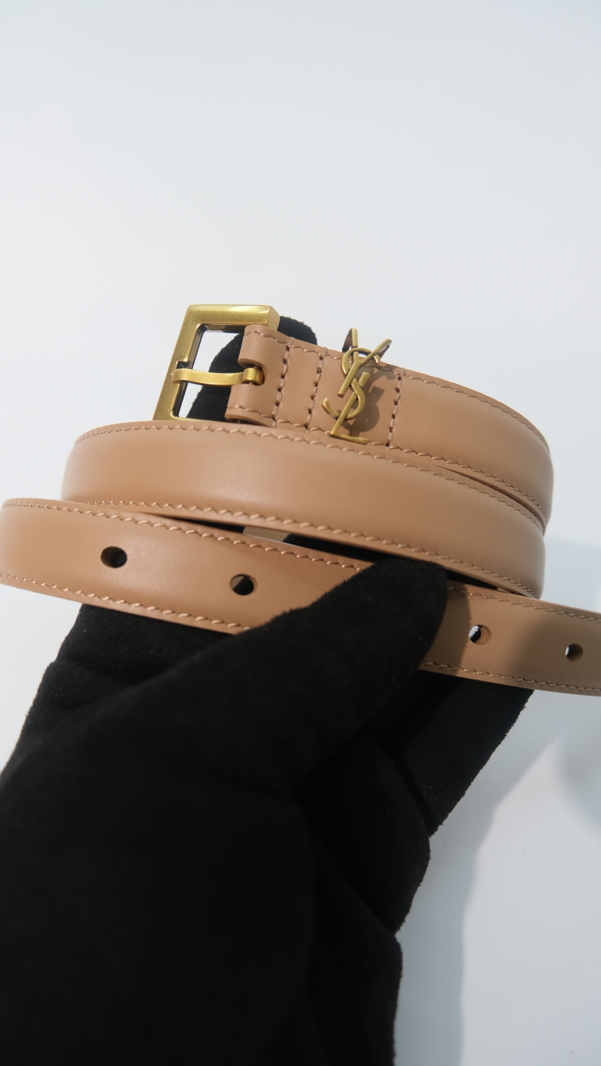 Yves Saint Laurent Belt (Nude)