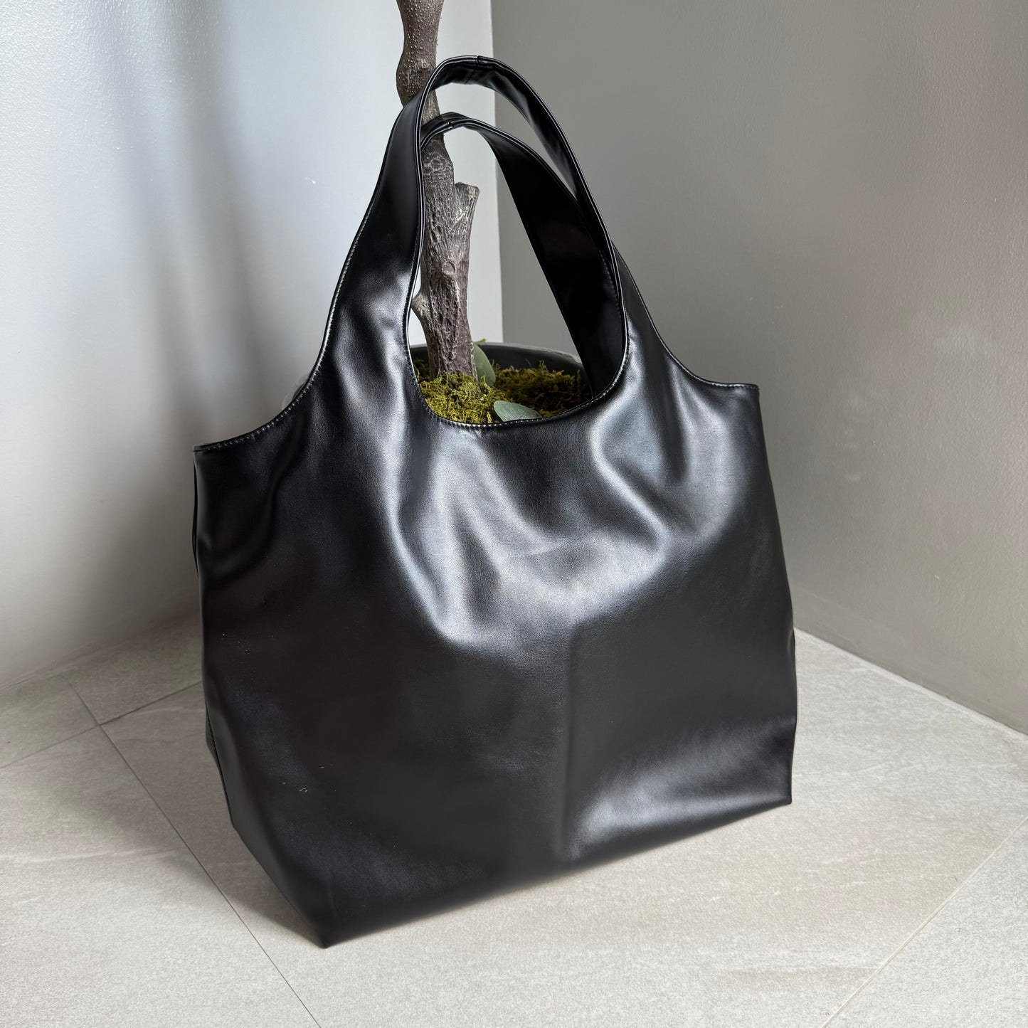 APC Tote Large