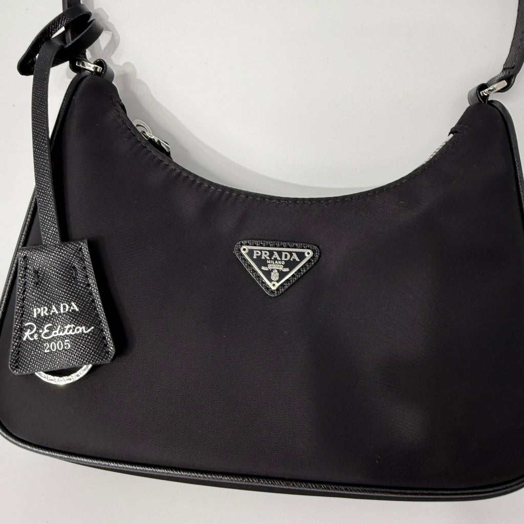Prada Re edition Baguette (Black)
