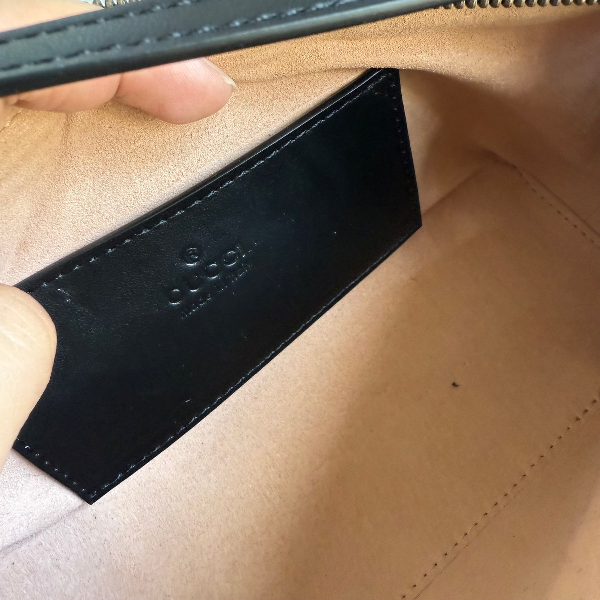 Gucci Marmont Baguette