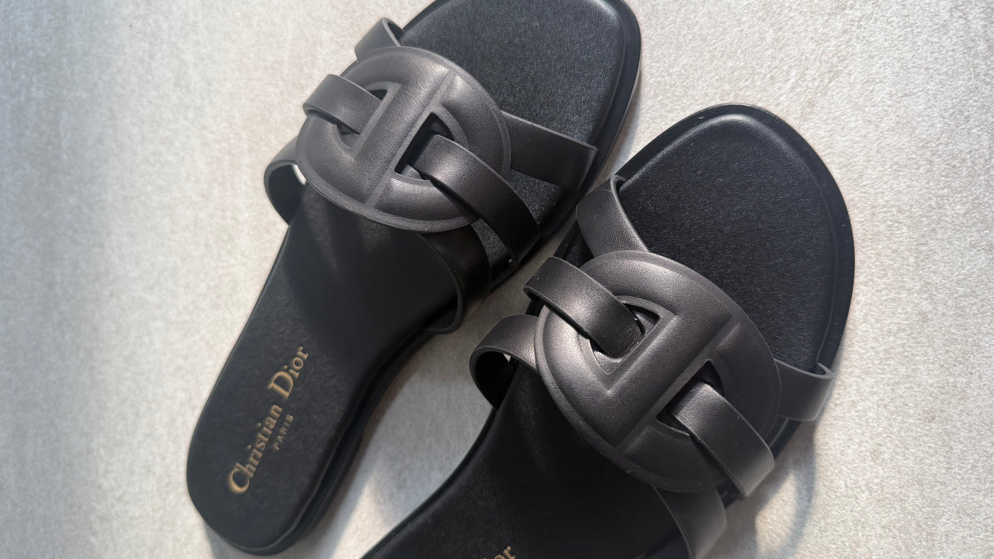 Christian Dior D Slides
