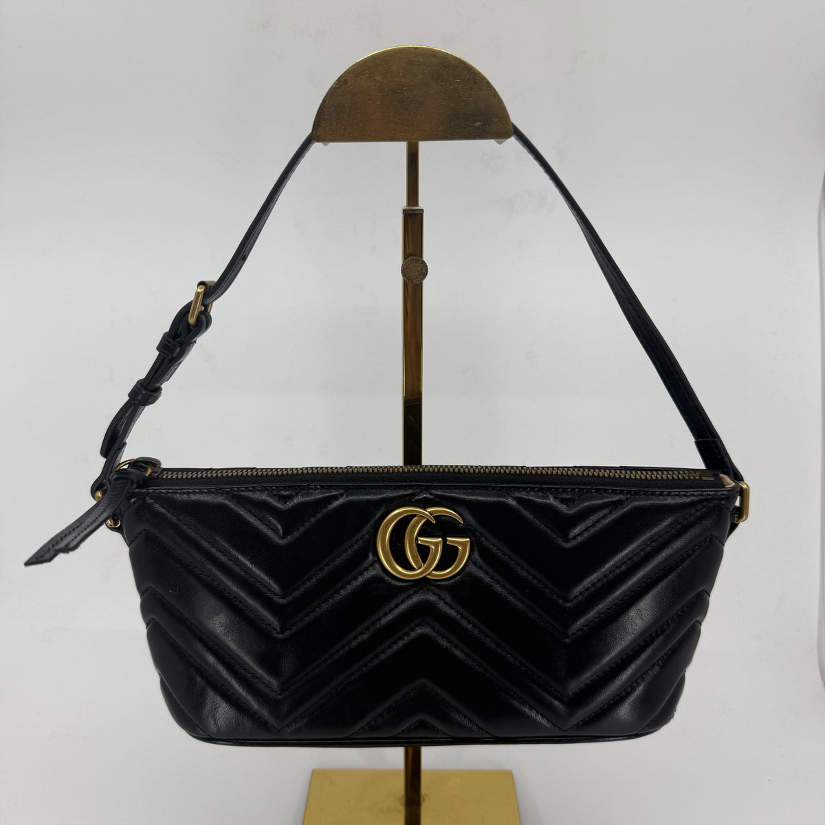 Gucci Marmont Baguette Bag