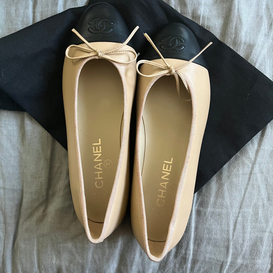 Chanel Ballet Nude/Black Captoe