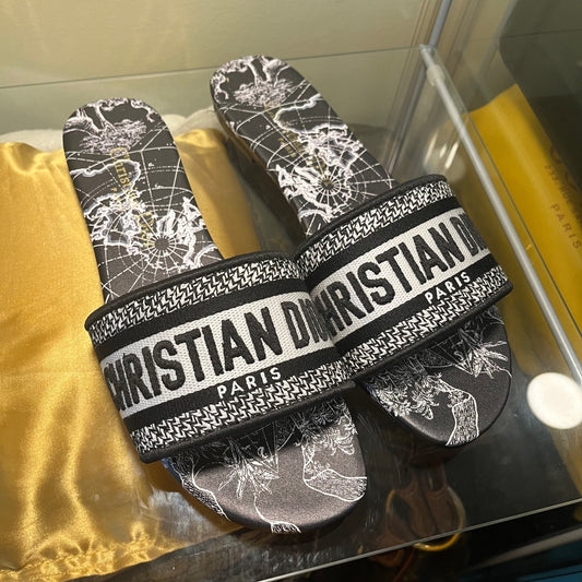 Christian Dior Dway Black Printed 39