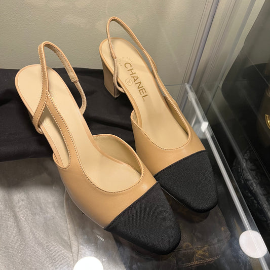 Chanel Slingback Pumps Nude/Black Captoe