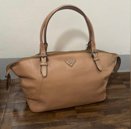 Prad@ Tote Bag