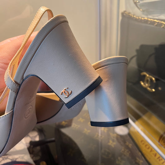 Chanel Slingback Pumps Nude/Black Captoe