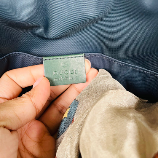 Gu€€! Tote Bag