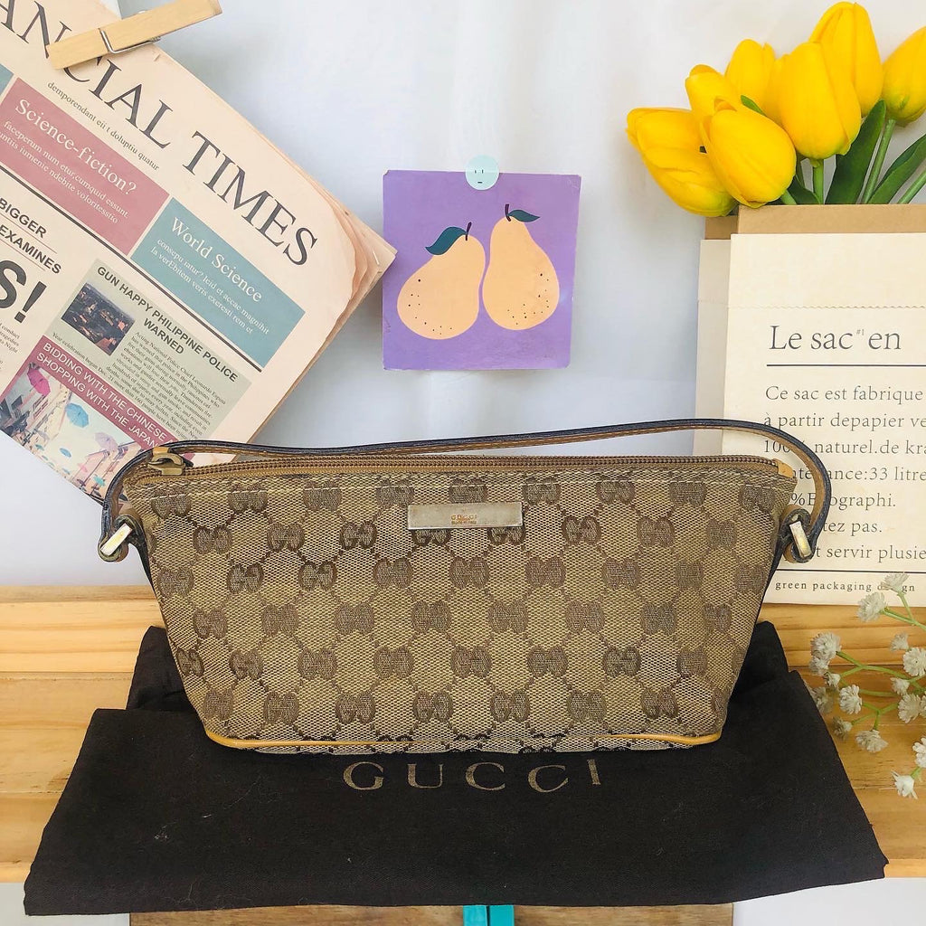 Gucci Canvas Baguette