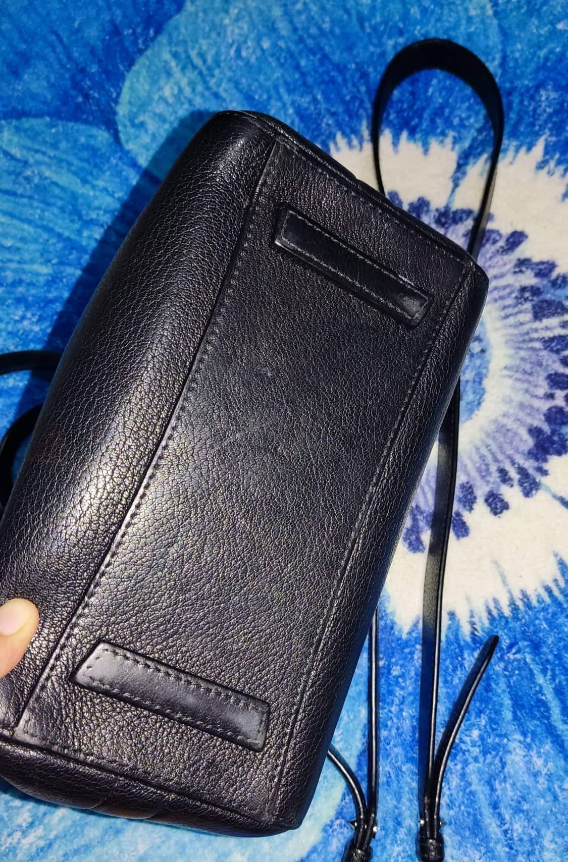 Giv3nchy Crossbody